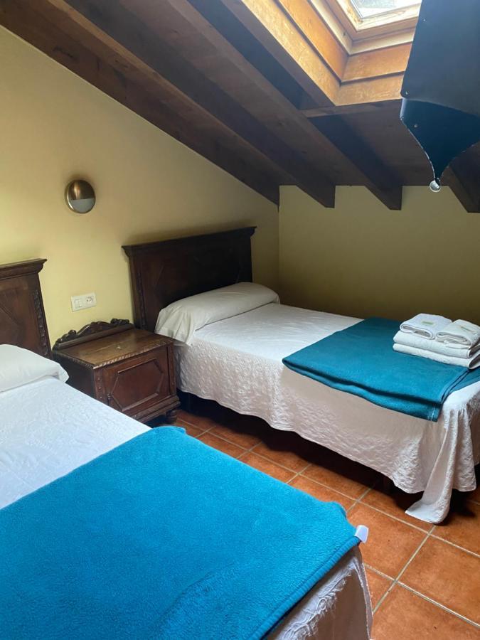 Les Vegues II Apartment Santillan Bagian luar foto