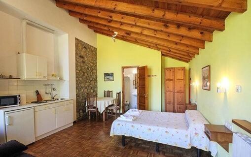 Les Vegues II Apartment Santillan Bagian luar foto