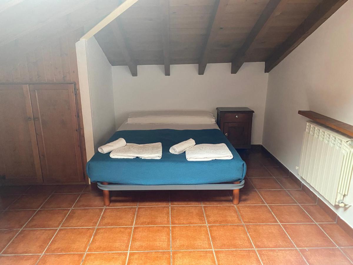 Les Vegues II Apartment Santillan Bagian luar foto