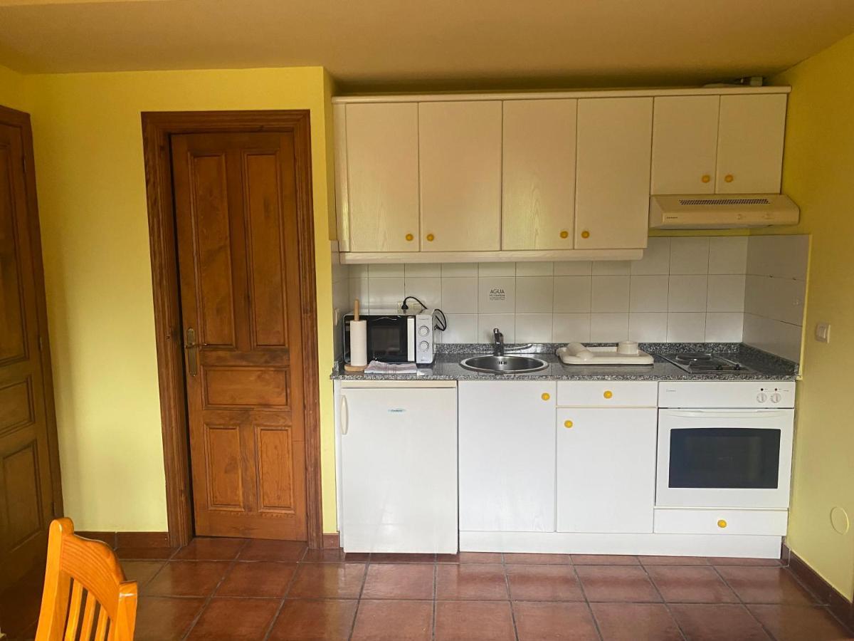 Les Vegues II Apartment Santillan Bagian luar foto